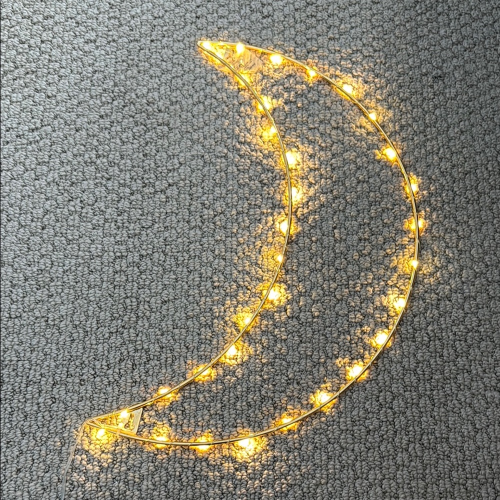 Moon Shaped String Light